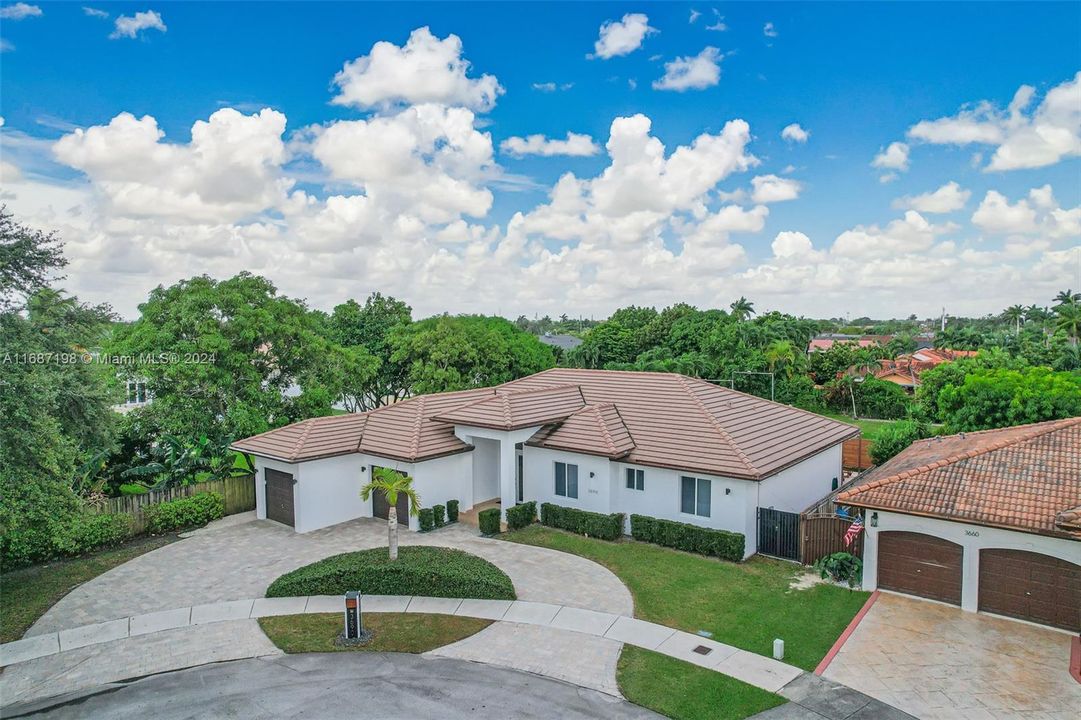 For Sale: $1,215,000 (4 beds, 3 baths, 2329 Square Feet)