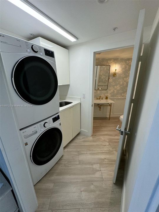 В аренду: $11,500 (3 спален, 3 ванн, 2293 Квадратных фут)