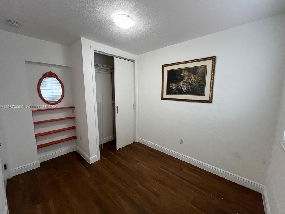 Recently Rented: $2,550 (2 beds, 1 baths, 792 Square Feet)