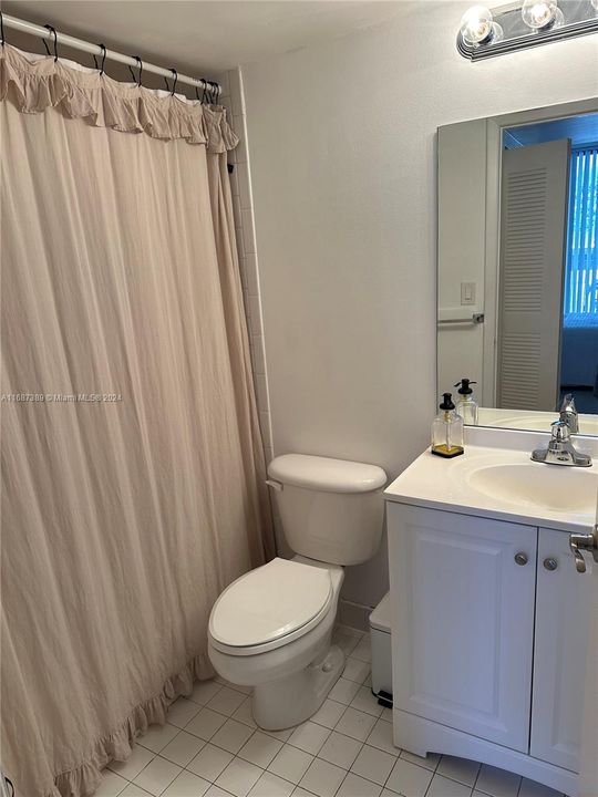 For Rent: $3,500 (1 beds, 1 baths, 640 Square Feet)