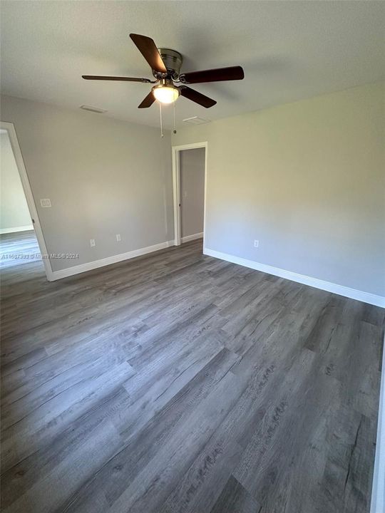 For Rent: $1,950 (3 beds, 2 baths, 1422 Square Feet)