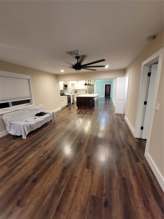 Active With Contract: $4,650 (3 beds, 2 baths, 2491 Square Feet)