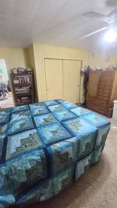 Vendido Recientemente: $285,000 (2 camas, 2 baños, 1102 Pies cuadrados)