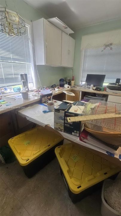 Vendido Recientemente: $285,000 (2 camas, 2 baños, 1102 Pies cuadrados)