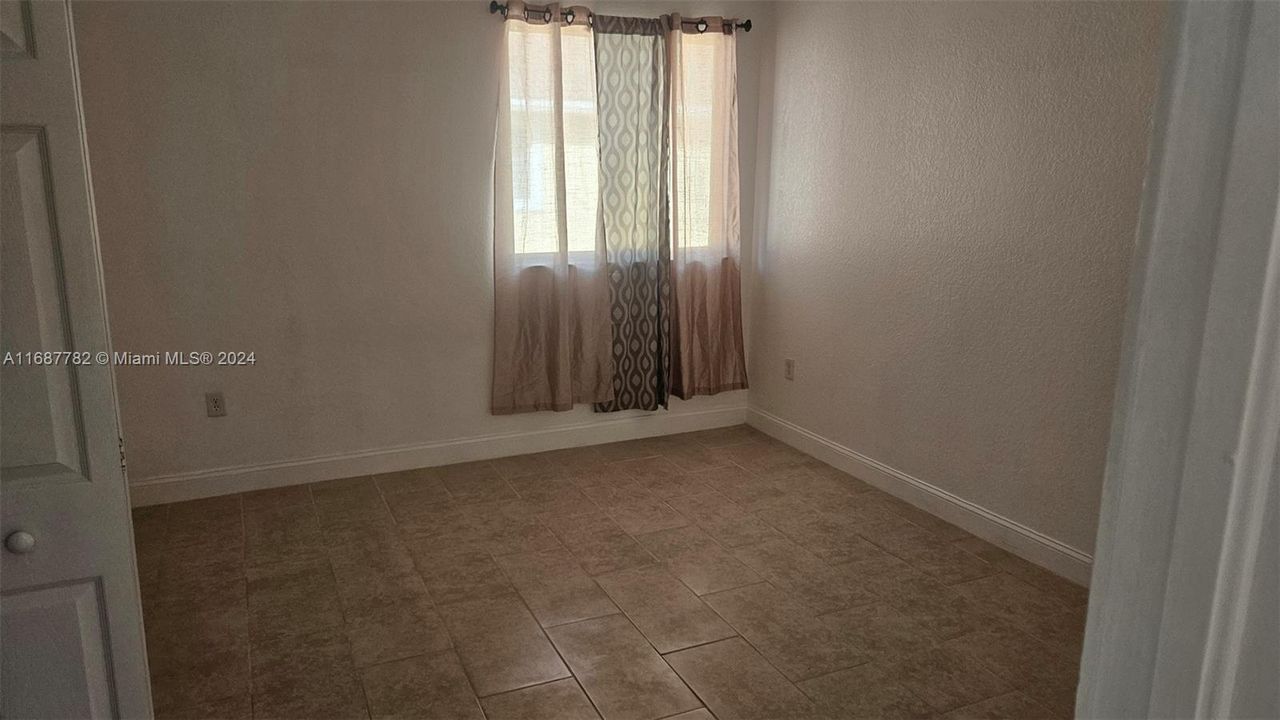 For Rent: $2,500 (2 beds, 2 baths, 1150 Square Feet)