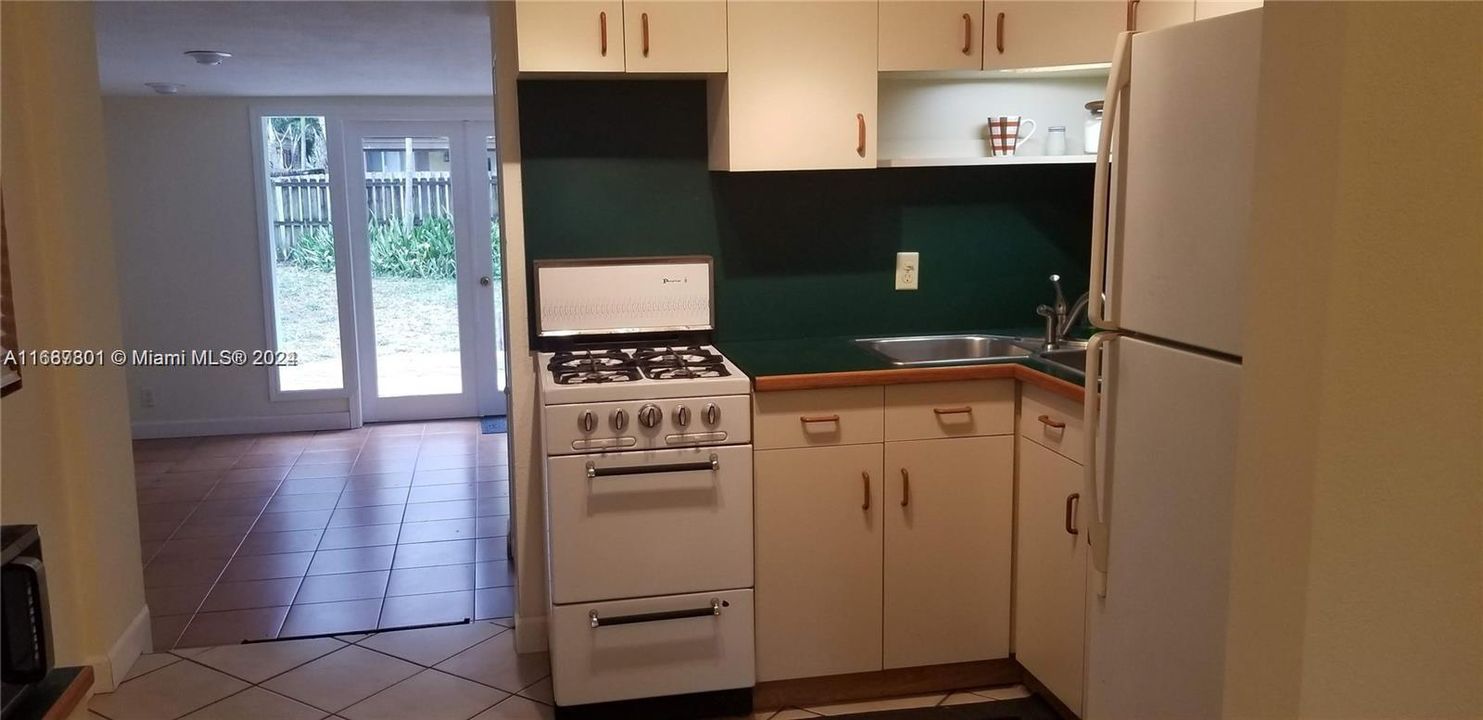 En Venta: $598,000 (2 camas, 1 baños, 0 Pies cuadrados)