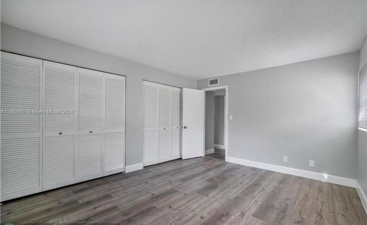 For Rent: $2,200 (2 beds, 1 baths, 850 Square Feet)