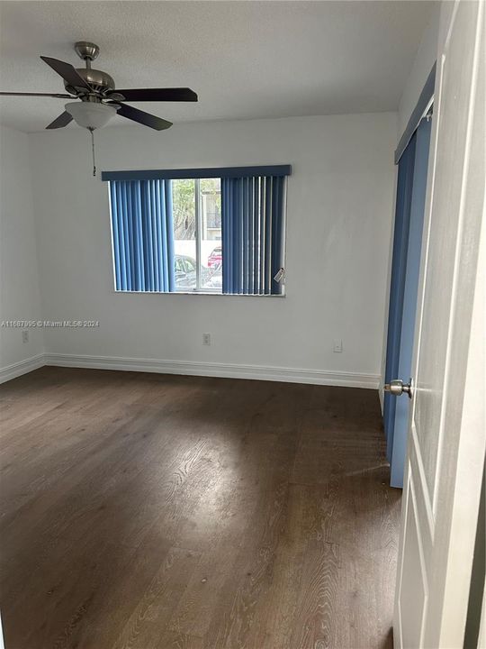 For Rent: $2,600 (2 beds, 2 baths, 1106 Square Feet)