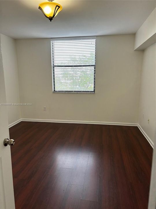 For Rent: $2,500 (2 beds, 2 baths, 1121 Square Feet)