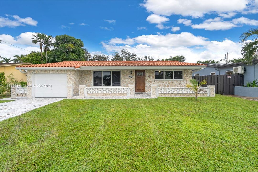 For Sale: $519,000 (3 beds, 2 baths, 1537 Square Feet)