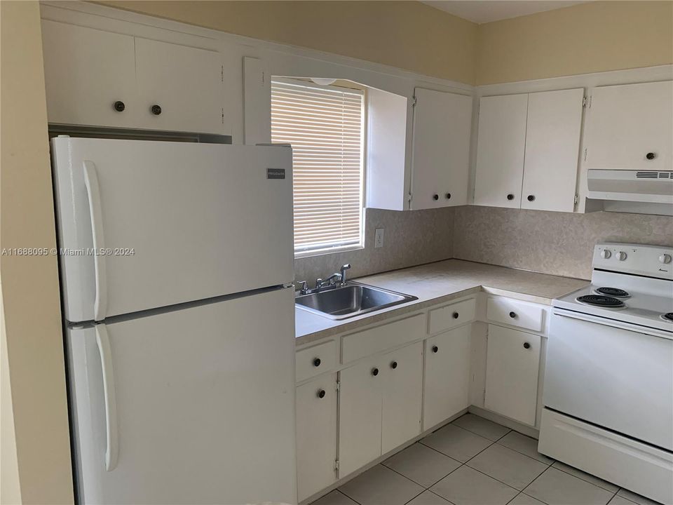 For Rent: $1,600 (1 beds, 1 baths, 0 Square Feet)