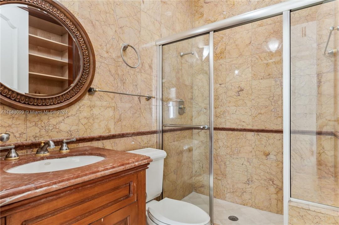 En Venta: $7,750,000 (6 camas, 6 baños, 8804 Pies cuadrados)