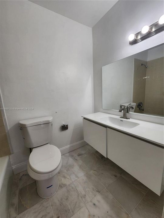 For Rent: $2,200 (2 beds, 2 baths, 1417 Square Feet)