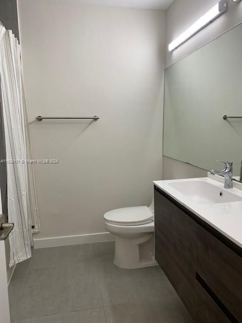 For Rent: $2,150 (1 beds, 1 baths, 743 Square Feet)