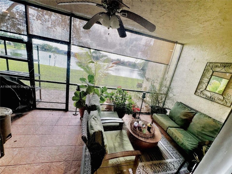 En Venta: $390,000 (3 camas, 2 baños, 1512 Pies cuadrados)