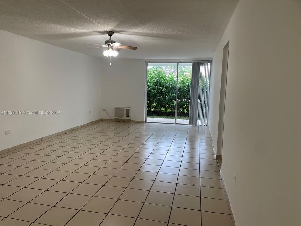 For Rent: $1,800 (1 beds, 2 baths, 54006 Square Feet)