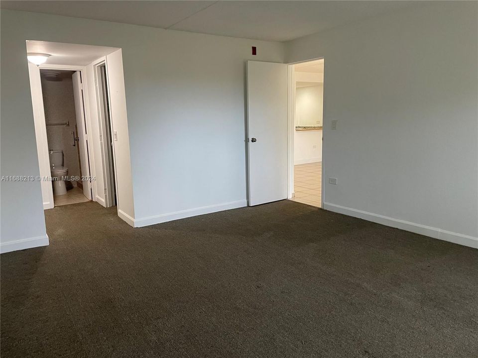 For Rent: $1,800 (1 beds, 2 baths, 54006 Square Feet)