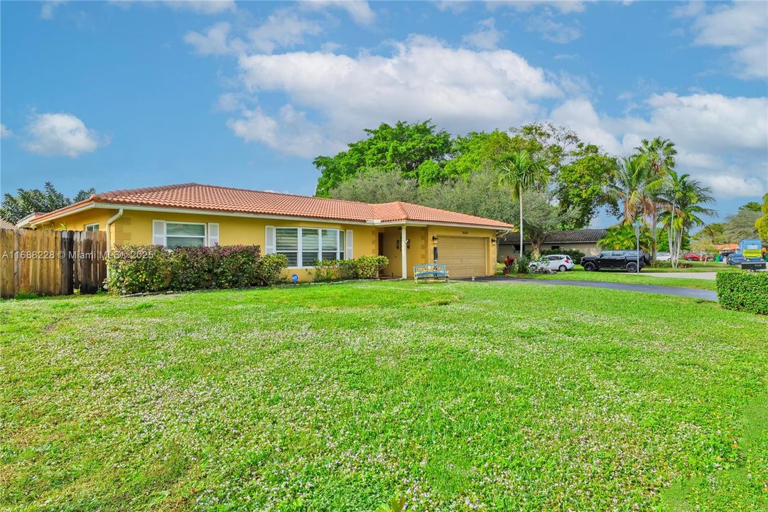 For Sale: $675,000 (4 beds, 2 baths, 2075 Square Feet)