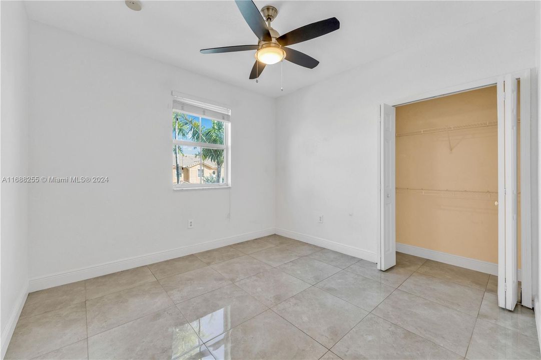 For Rent: $3,200 (3 beds, 2 baths, 1728 Square Feet)