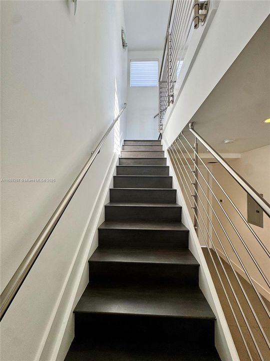 Recently Rented: $5,500 (4 beds, 3 baths, 2655 Square Feet)