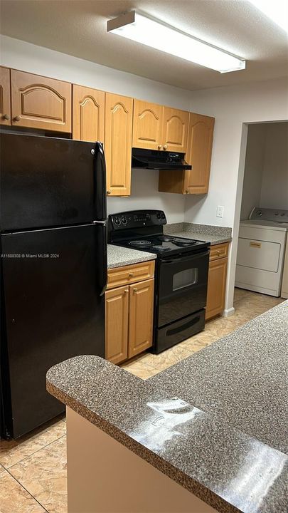 For Rent: $1,700 (2 beds, 2 baths, 1070 Square Feet)