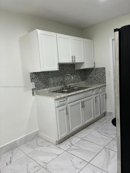 For Rent: $2,400 (2 beds, 1 baths, 1522 Square Feet)