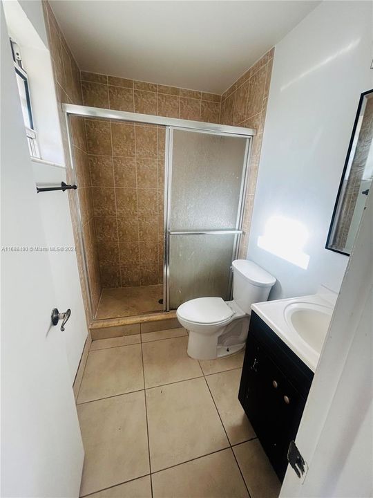 For Rent: $2,300 (2 beds, 2 baths, 932 Square Feet)