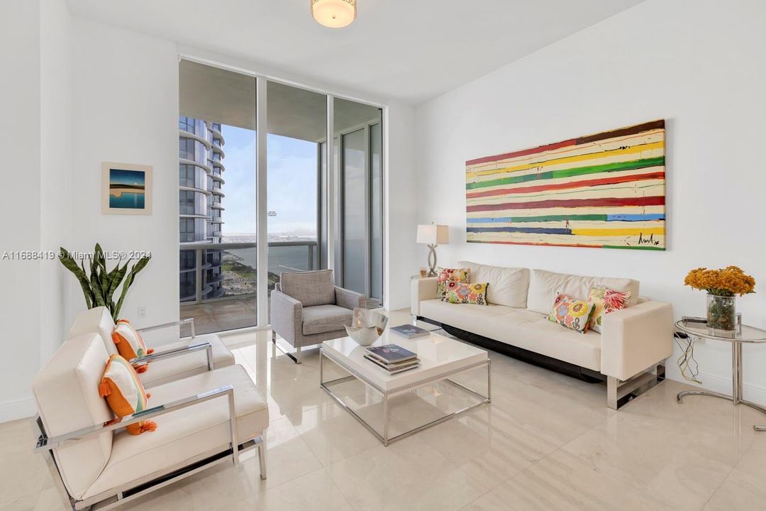 For Sale: $2,200,000 (3 beds, 3 baths, 1974 Square Feet)