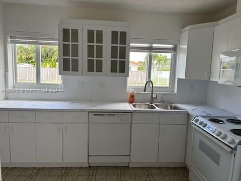 For Rent: $4,500 (3 beds, 2 baths, 1658 Square Feet)