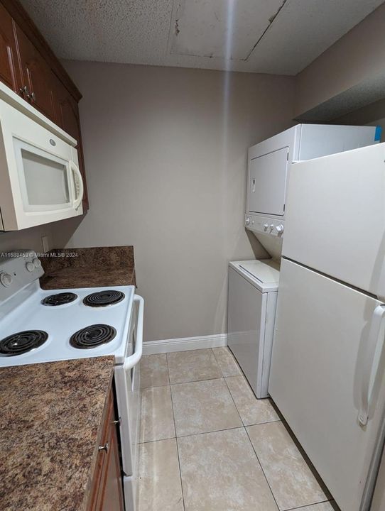 For Rent: $1,750 (2 beds, 2 baths, 768 Square Feet)