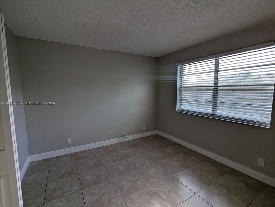 For Rent: $1,750 (2 beds, 2 baths, 768 Square Feet)