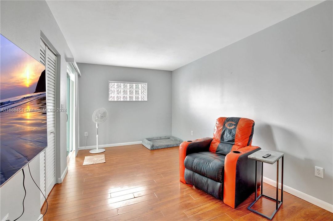 For Sale: $669,000 (4 beds, 2 baths, 1823 Square Feet)