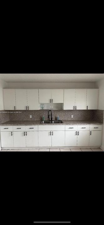 For Rent: $3,000 (3 beds, 2 baths, 2756 Square Feet)