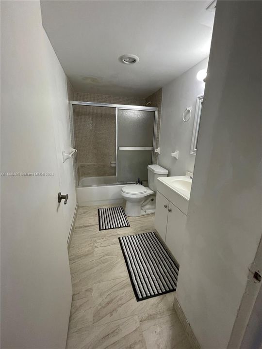 For Sale: $119,000 (2 beds, 2 baths, 1016 Square Feet)