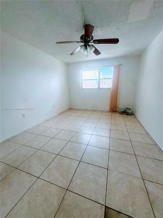 For Rent: $1,500 (1 beds, 1 baths, 640 Square Feet)