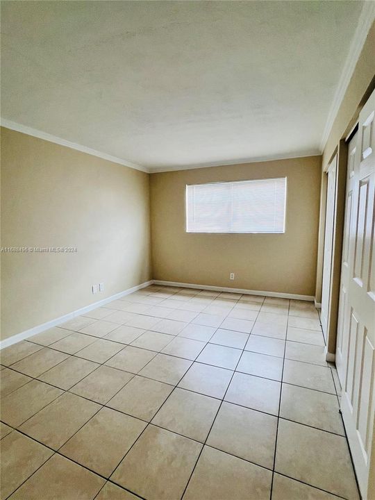 For Rent: $1,800 (1 beds, 1 baths, 29312 Square Feet)