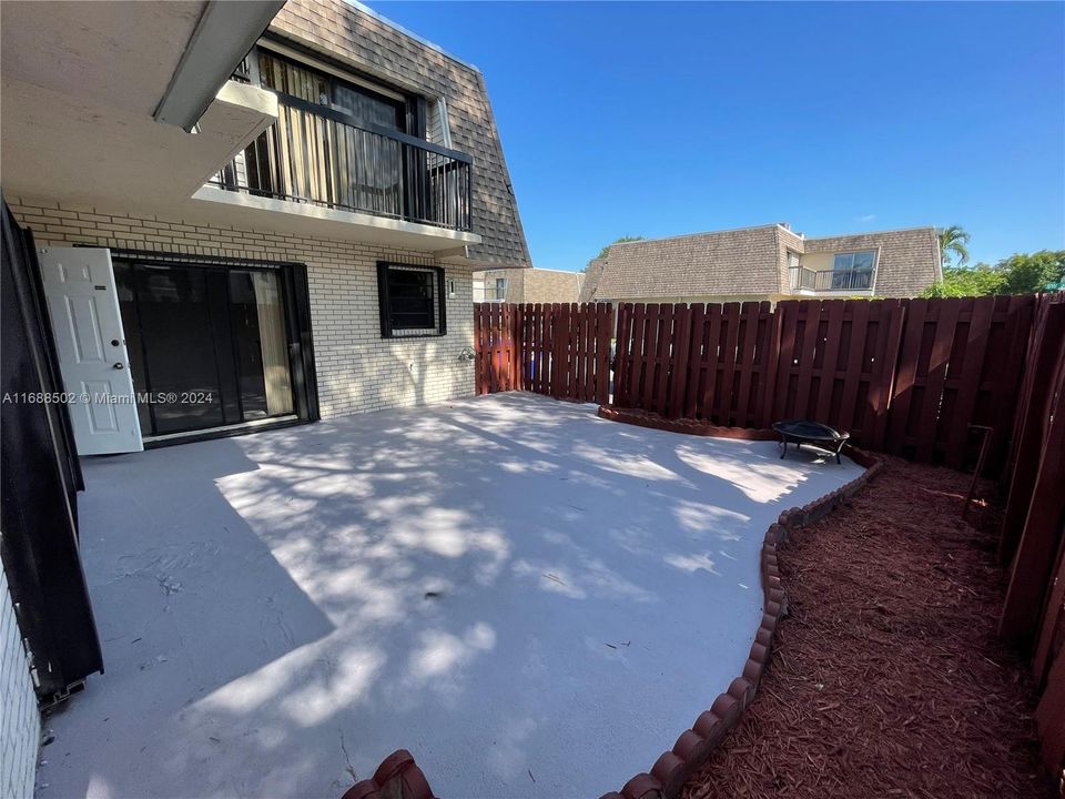 For Sale: $249,900 (2 beds, 2 baths, 1530 Square Feet)