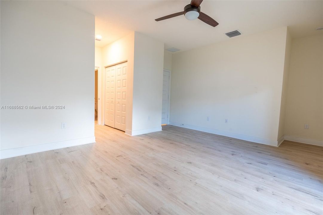 For Rent: $4,200 (3 beds, 2 baths, 1610 Square Feet)