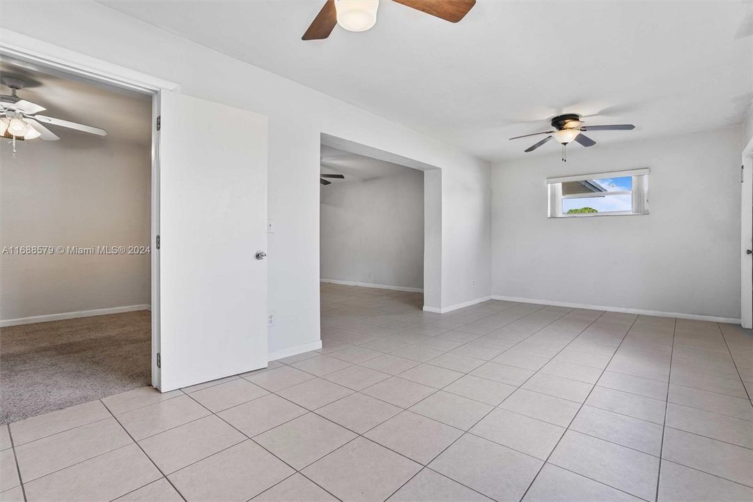 For Sale: $530,000 (4 beds, 2 baths, 1365 Square Feet)