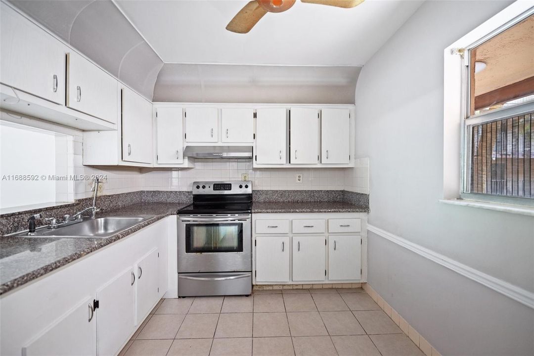 For Rent: $1,500 (2 beds, 2 baths, 1010 Square Feet)