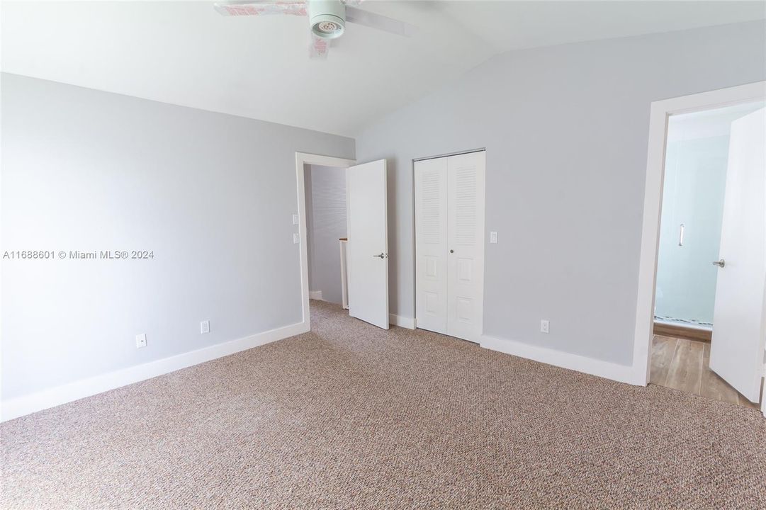 For Rent: $3,000 (3 beds, 2 baths, 1226 Square Feet)