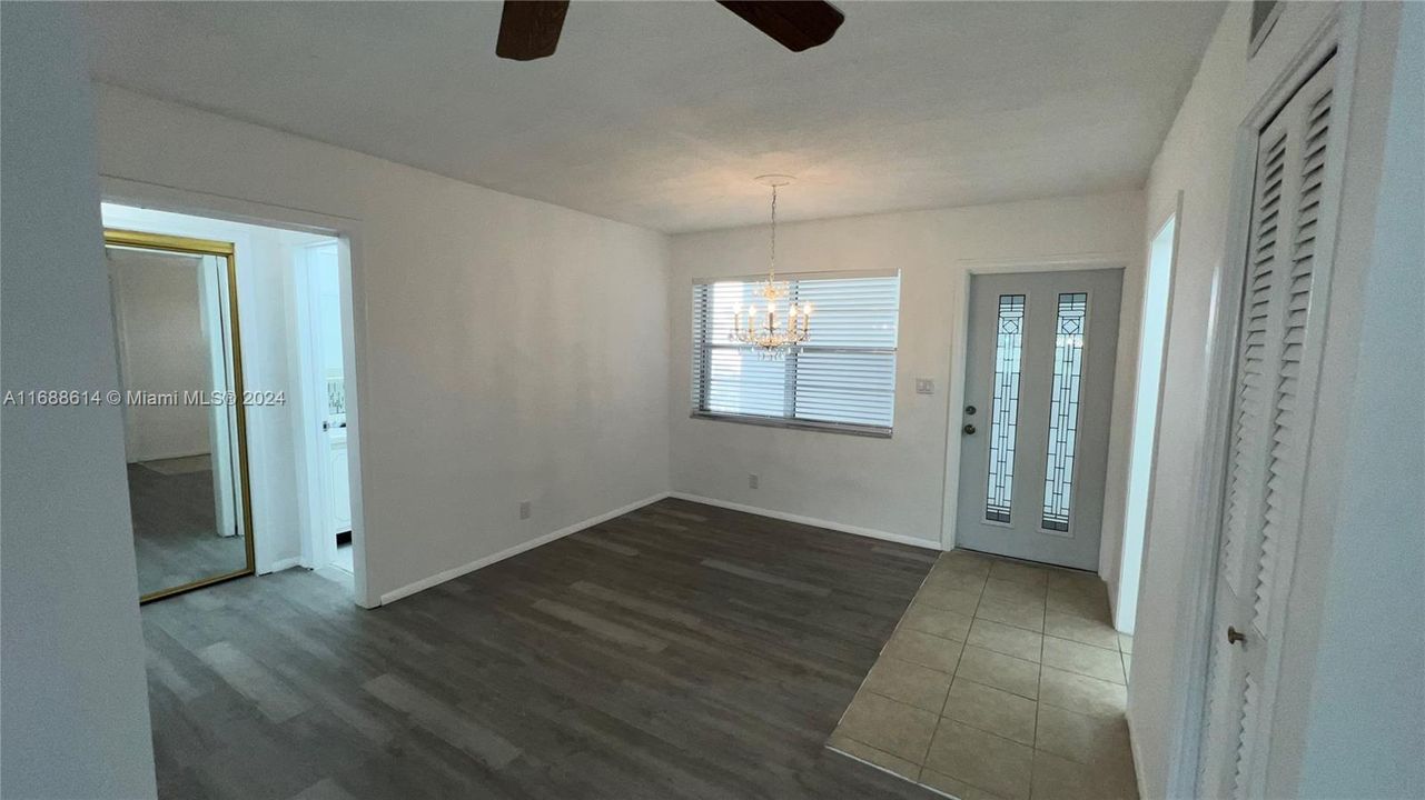 For Rent: $1,650 (2 beds, 2 baths, 950 Square Feet)