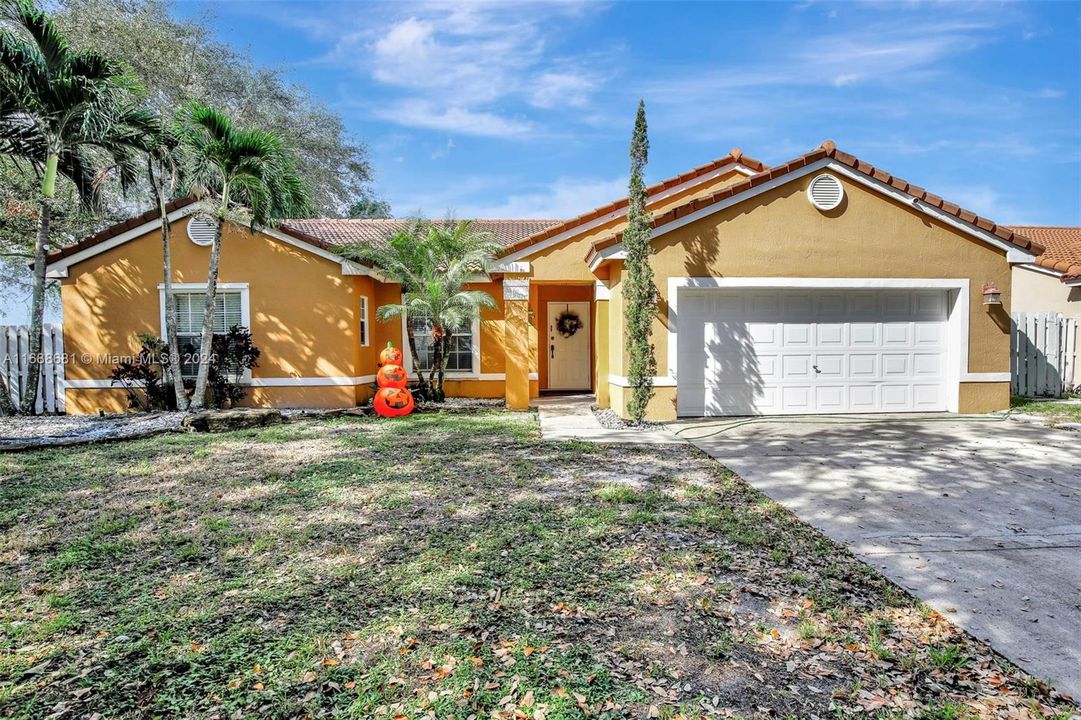 For Sale: $760,000 (3 beds, 2 baths, 1632 Square Feet)