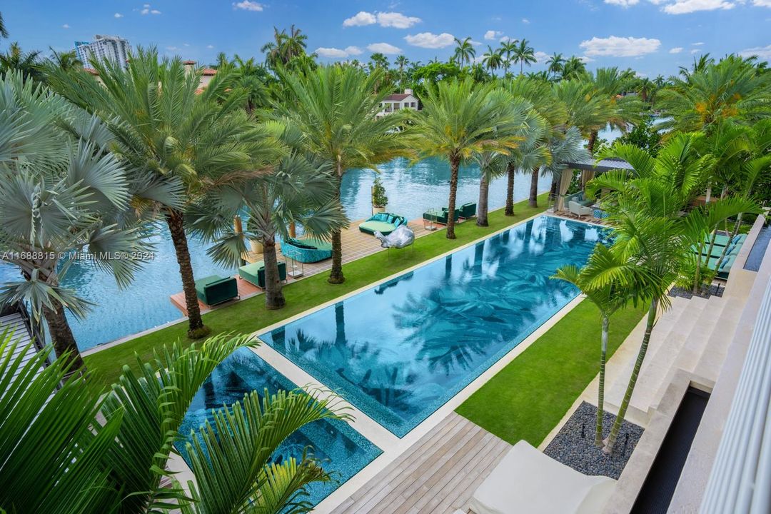 En Renta: $475,000 (6 camas, 7 baños, 10777 Pies cuadrados)