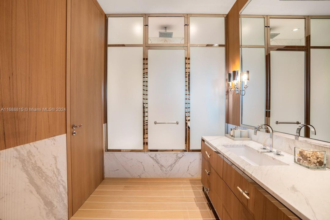 En Renta: $475,000 (6 camas, 7 baños, 10777 Pies cuadrados)