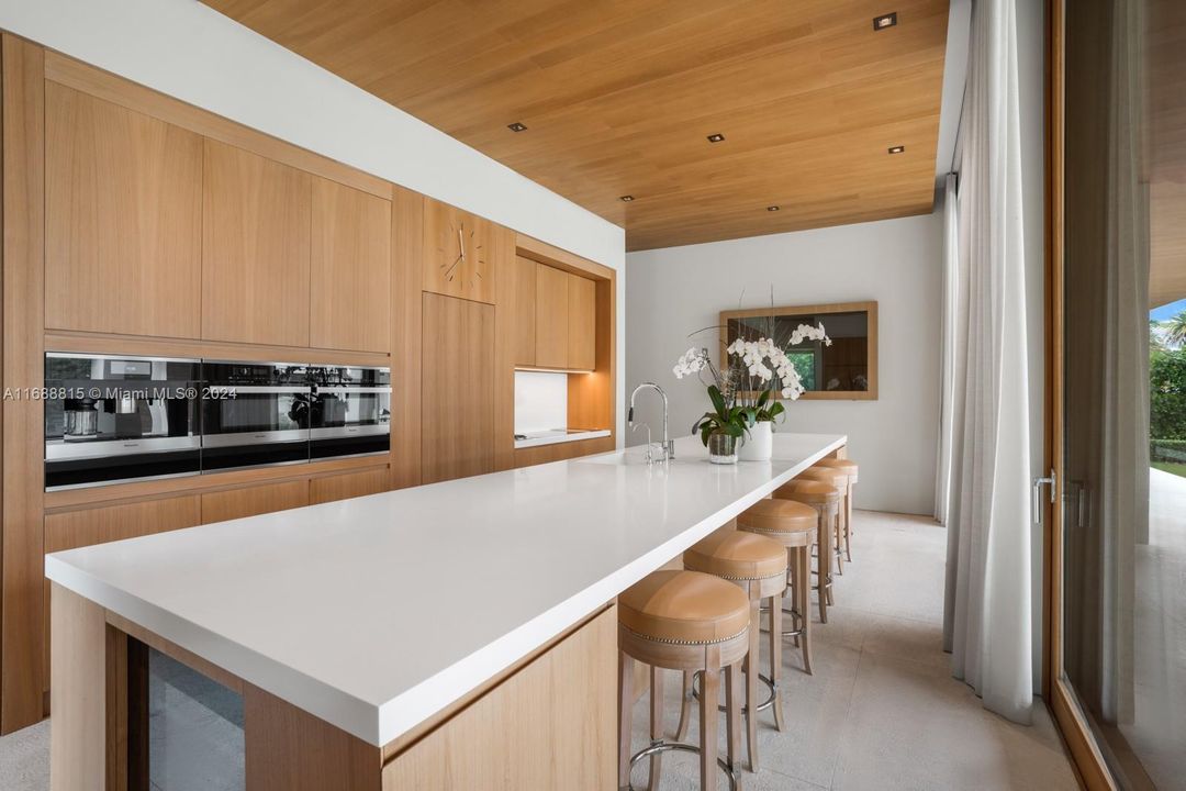 En Renta: $475,000 (6 camas, 7 baños, 10777 Pies cuadrados)