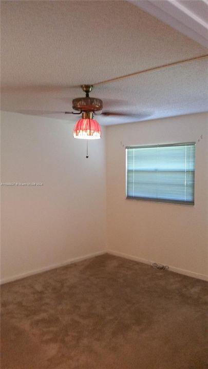 For Rent: $1,850 (2 beds, 1 baths, 1020 Square Feet)