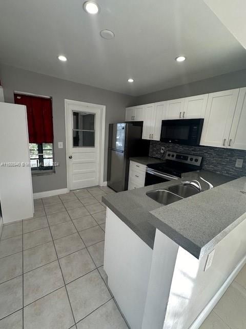 For Rent: $2,100 (2 beds, 1 baths, 1000 Square Feet)