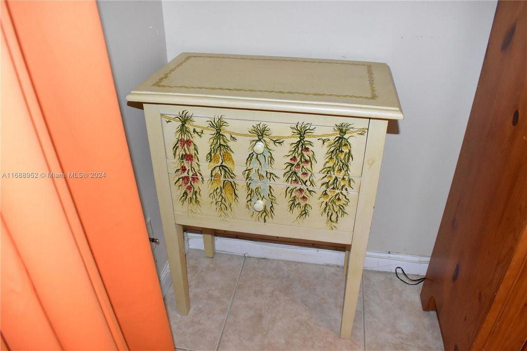 beautiful furniture piece, included