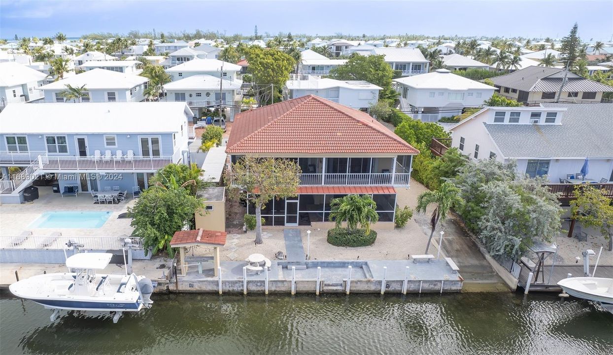 For Sale: $1,895,000 (3 beds, 3 baths, 1804 Square Feet)